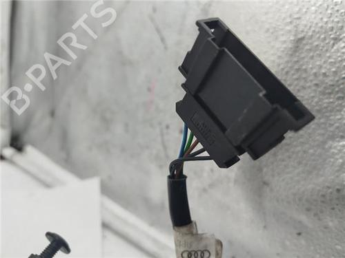 Left mirror SKODA OCTAVIA I (1U2) 1.9 TDI | BP24879433C26 