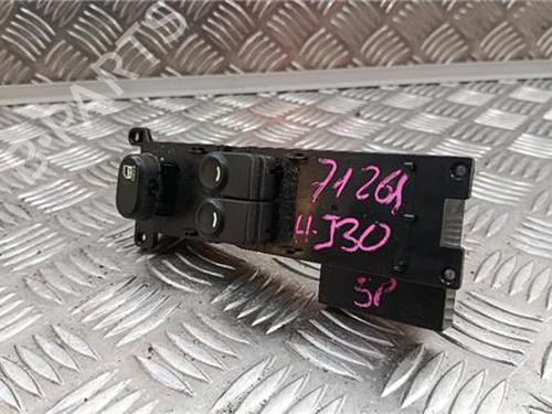 left-front-window-switch-hyundai-i30-fd-2007-2008-2009-2010-2011-2012-32511857 main image