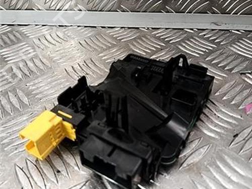 Used Electronic module VW CADDY III Box Body/MPV (2KA, 2KH, 2CA, 2CH) 1.9 TDI (105 hp) 31605090