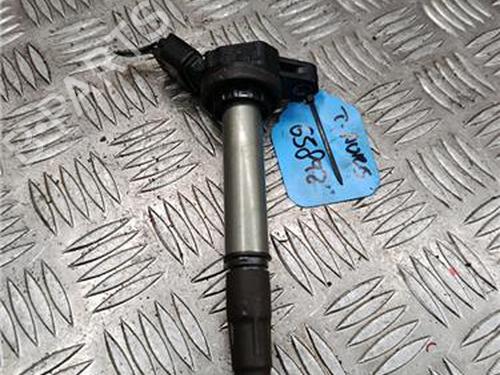 Used Ignition coil TOYOTA AURIS (_E15_) 1.8 Hybrid (ZWE150_, ZWE150R) (136 hp) 31274729