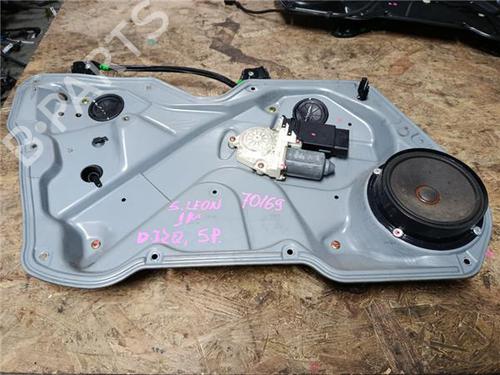 BP29986524O1 main image