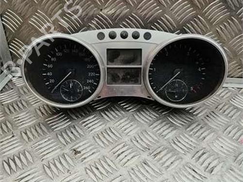 Used Instrument cluster Instrument cluster 37003706 37003706