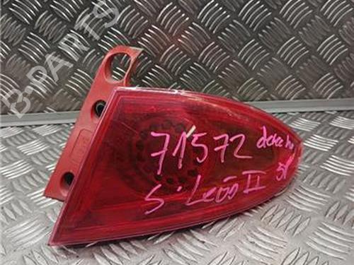 Used Right taillight Right taillight SEAT LEON (1P1) 2.0 TDI 16V (140 hp) 33634045 33634045
