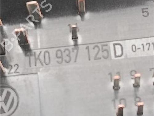 Fuse box VW TOURAN (1T3) 2.0 TDI | BP33132733E1 - Image 3