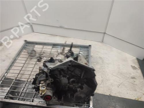 Used Gearbox PEUGEOT 206 Hatchback (2A/C) 1.4 i (75 hp) 23952467