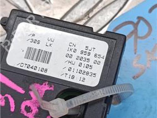 Electronic module SKODA OCTAVIA II (1Z3) 2.0 TDI | BP32399778M83 - Image 2