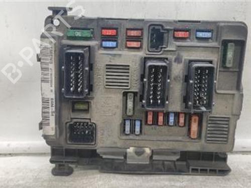 Used Fuse box PEUGEOT 206 Hatchback (2A/C) 1.6 HDi 110 (109 hp) 18008227
