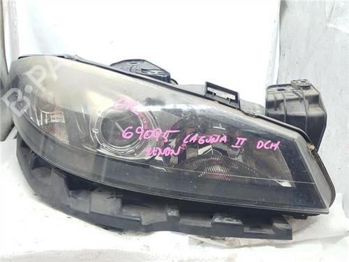 Used Right headlight RENAULT LAGUNA II Grandtour (KG0/1_) 1.9 dCi (KG1V) (130 hp) 26876233