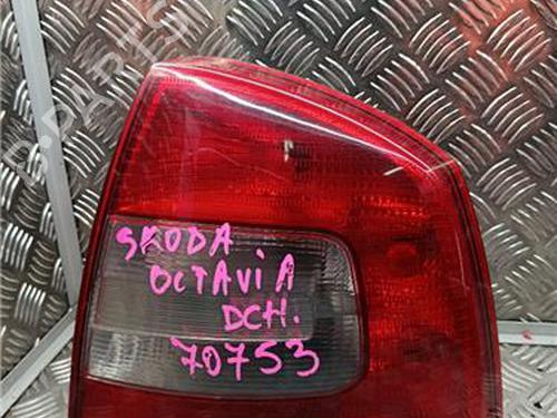 Used Right taillight SKODA OCTAVIA II (1Z3) 1.6 TDI (105 hp) 31162721