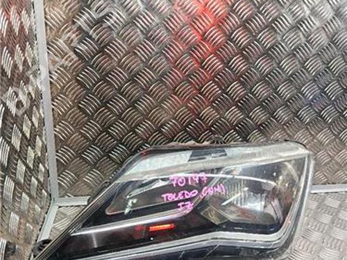 Used Left headlight SEAT TOLEDO IV (KG3) 1.6 TDI (115 hp) 30117159
