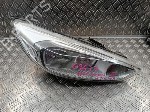 Used Right headlight FORD FOCUS III 1.6 Ti (125 hp) 30522555