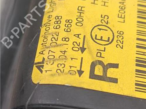 Right headlight VW TOURAN (1T1, 1T2) 1.9 TDI | BP32223635C29