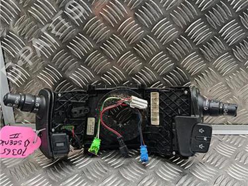 Used Switch RENAULT SCÉNIC II (JM0/1_) 1.6 16V (JM1R) (112 hp) 30366797