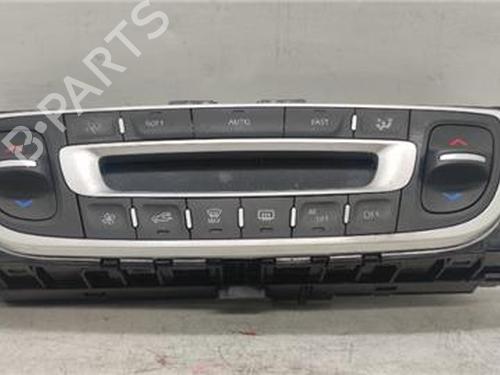 Used Climate control RENAULT MEGANE III Hatchback (BZ0/1_, B3_) 1.5 dCi (106 hp) 18007338