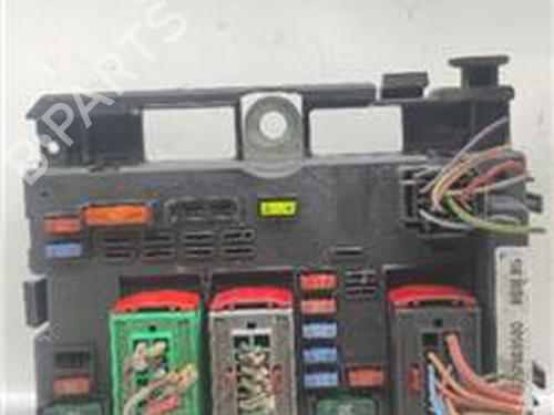 Used Fuse box PEUGEOT 307 SW (3H) 2.0 HDi 135 (136 hp) 18005727