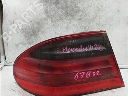 Used Left taillight MERCEDES-BENZ E-CLASS (W210) E 320 CDI (210.026) (197 hp) 22540740