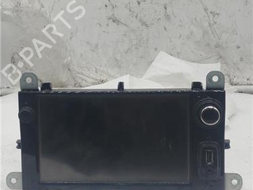 Used Radio RENAULT CLIO IV Grandtour (KH_) 1.5 dCi 110 (110 hp) 25778255