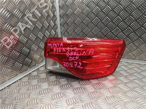 Feu arrière droit TOYOTA AVENSIS Saloon (_T27_) 2.0 D-4D (ADT270_, ADT270R) (124 hp) 30606622