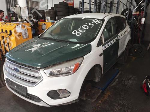 Brugte FORD KUGA II (DM2) 2.0 TDCi 4x4 (150 hp) 3323160