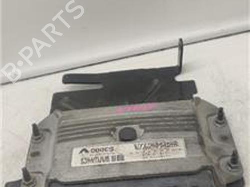 Used Electronic module RENAULT SCÉNIC II (JM0/1_) 1.6 16V (JM1R) (112 hp) 18005056