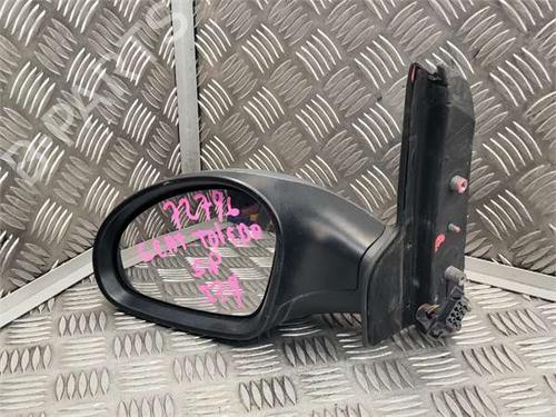 Used Left mirror Left mirror 39157457 39157457