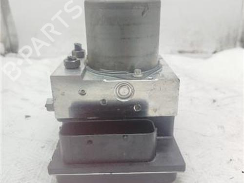 Used ABS pump BMW X3 (E83) 2.0 d (150 hp) 29045884