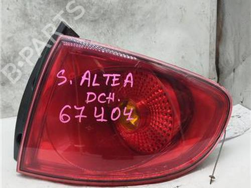 Used Right taillight SEAT ALTEA (5P1) 1.9 TDI (105 hp) 21522544