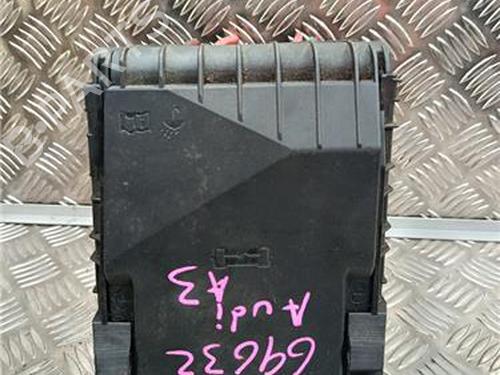 Fuse box AUDI A3 (8P1) 2.0 TDI | BP30117174E1