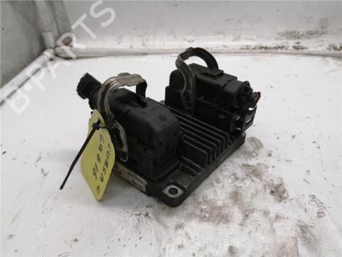 Used Electronic module OPEL CORSA C (X01) 1.4 (F08, F68) (90 hp) 28206892