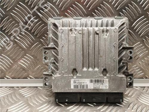 Used Engine control unit (ECU) RENAULT MEGANE III Hatchback (BZ0/1_, B3_) 1.5 dCi (106 hp) 30404257