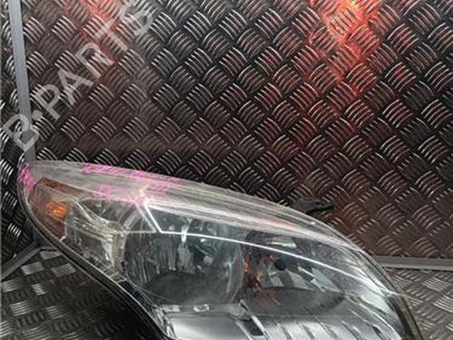 Used Right headlight RENAULT MEGANE III Hatchback (BZ0/1_, B3_) 1.9 dCi (BZ0N, BZ0J) (131 hp) 31274716