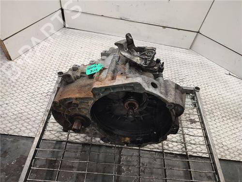 Used Gearbox VW TOURAN (1T1, 1T2) 2.0 TDI 16V (140 hp) 32005271