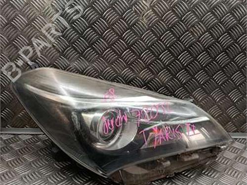 right-headlight-toyota-yaris-_p13_-2010-2011-2012-2013-2014-2015-2016-2017-2018-2019-2020-36382869 main image