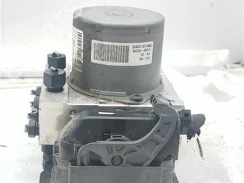 Used ABS pump HYUNDAI i20 II (GB, IB) 1.0 T-GDI (101 hp) 27187552
