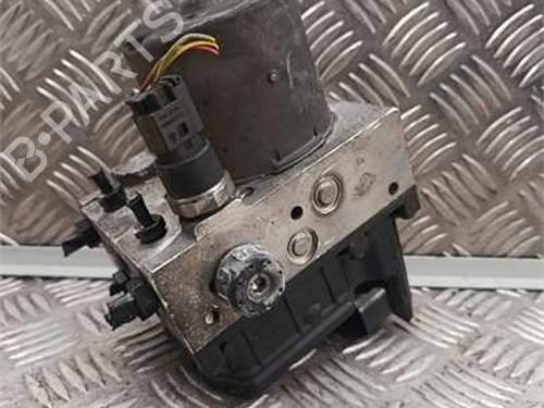 ABS Bremseaggregat ABS Bremseaggregat VW PASSAT B5.5 (3B3) 1.9 TDI (130 hp) 35395560 35395560