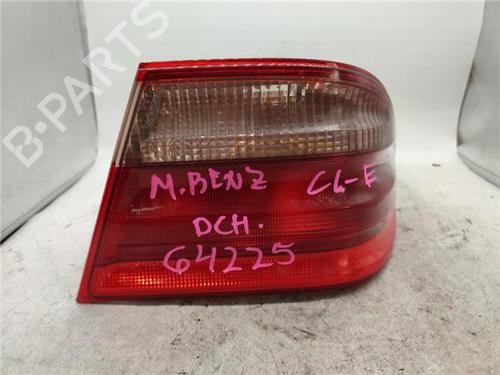 Used Right taillight MERCEDES-BENZ E-CLASS (W210) E 320 CDI (210.026) (197 hp) 18005137
