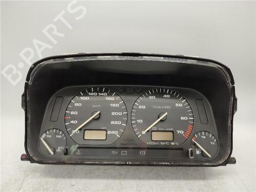 Used Instrument cluster VW GOLF III (1H1) 2.0 (115 hp) 18390949