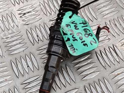 Used Injector Injector VW GOLF PLUS V (5M1, 521) 1.9 TDI (105 hp) 36770458 36770458