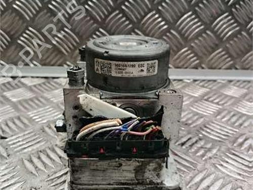 Used ABS pump ABS pump CITROËN C3 Picasso (SH_) 1.6 VTi 120 (120 hp) 35395596 35395596