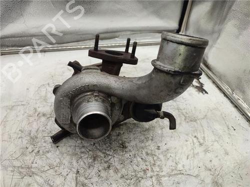 Turbocompresseur/Compresseur RENAULT MASTER II Van (FD) 2.2 dCI 90 (FD0G, FD0N, FD2G, FD2N, FD3G, FD3N) (90 hp) 31366865