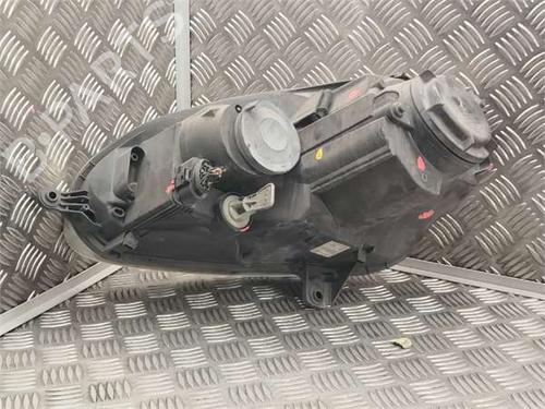 Right headlight VW GOLF V (1K1) 1.6 | BP38571292C29 - Image 2