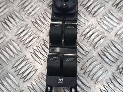 Comutador vidro frente esquerdo Comutador vidro frente esquerdo FORD MONDEO IV Saloon (BA7) 2.0 TDCi (140 hp) 35798075 35798075