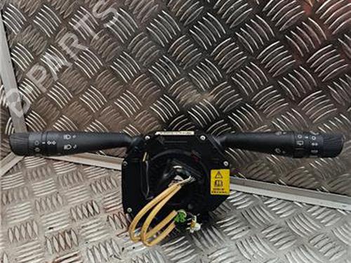 Used Switch FIAT PUNTO (199_) 1.3 D Multijet (75 hp) 32486571