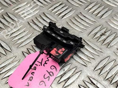 Used Electronic sensor Electronic sensor VW TIGUAN (5N_) 2.0 TDI (140 hp) 40518239 40518239