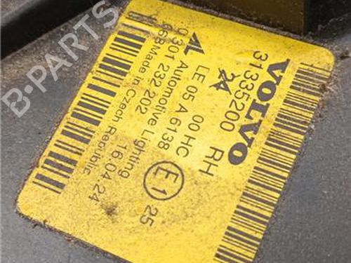 Right headlight VOLVO C30 (533) 1.6 | BP31820410C29