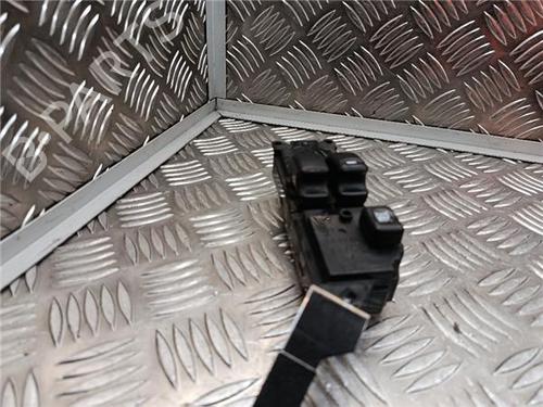 Left front window switch MITSUBISHI PAJERO II (V3_W, V2_W, V4_W, V5_W) 1.8 GDi 4WD | BP30739826I27 