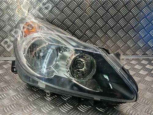 Used Right headlight OPEL CORSA D (S07) 1.4 (L08, L68) (100 hp) 30893613