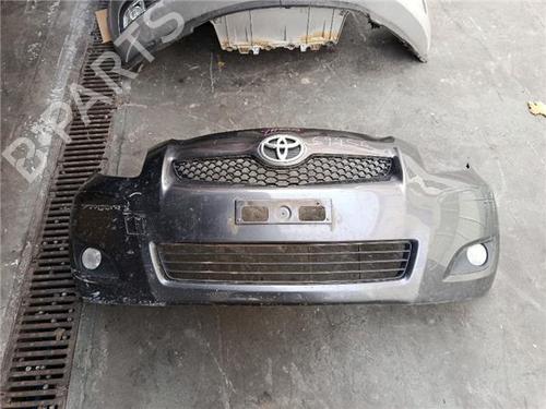 Used Front bumper TOYOTA YARIS (_P9_) 1.4 D-4D (NLP90_, NLP90R) (90 hp) 30473984
