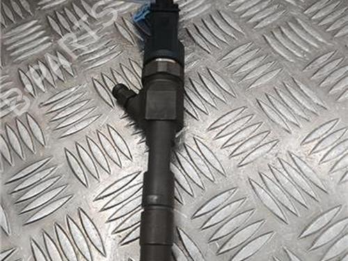 Injecteur SUZUKI GRAND VITARA II (JT, TE, TD) 1.9 DDiS All-wheel Drive (JT419, TD44, JB419WD, JB419XD,... (129 hp) 31962479