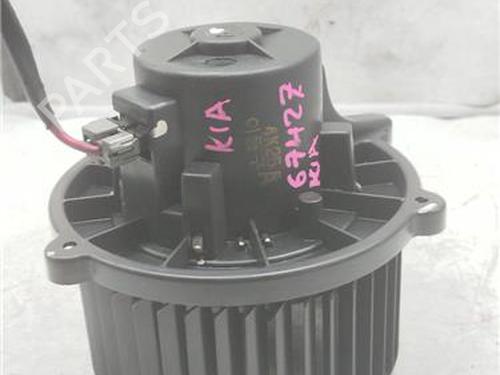 Used Heater blower motor KIA CERATO I Hatchback (LD) 2.0 CRDi (112 hp) 21528618